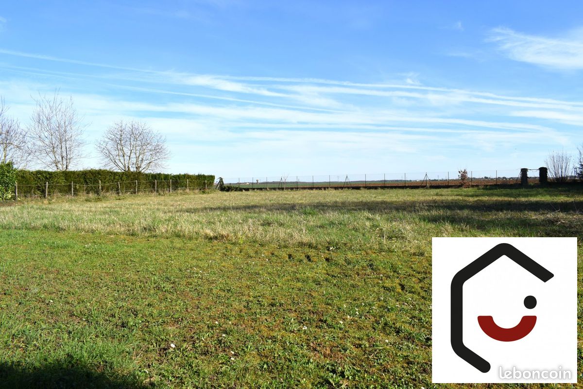 Terrain 1897 m² · à Remauville · 1 897 m² · 70 000 €