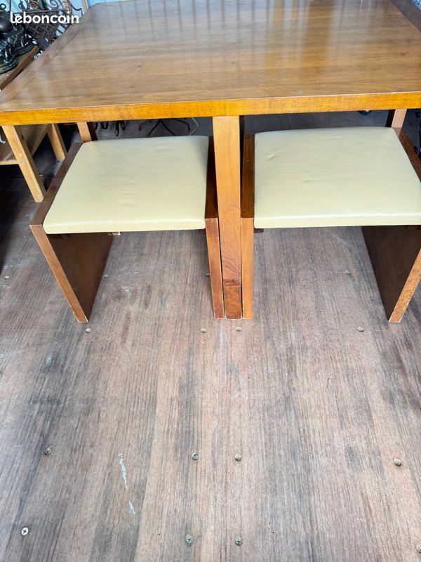 Table + 4 tabourets Hugues Chevalier (image 3)