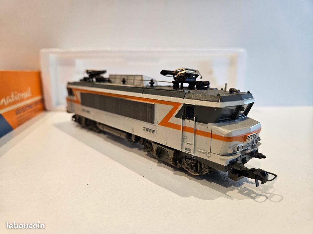 LS Models 10452 HO - locomotive bb 7200 béton plaque bb 7323 SNCF