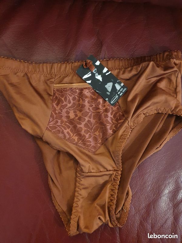 Lot de 13 culottes avec encore l etiquette dessus 25 euros le lot (image 1)