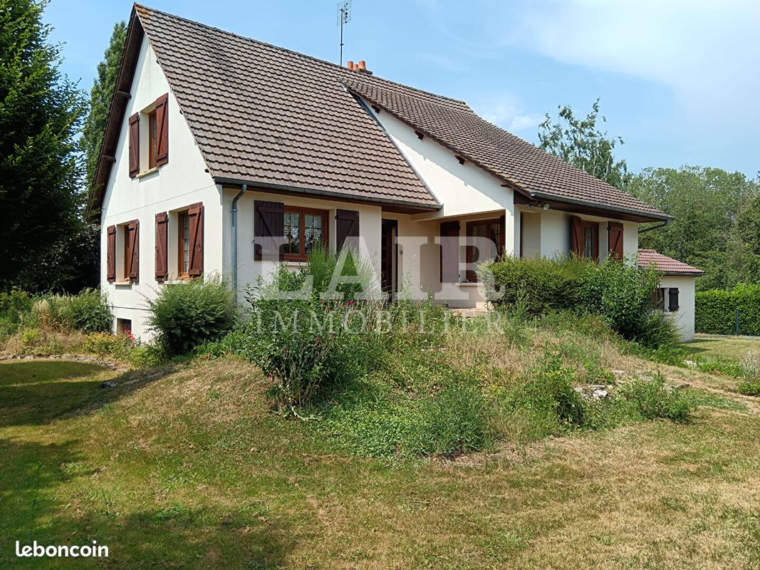 Maison 7 pièces 139 m² · à Le Mêle-sur-Sarthe · 139 m² · 238 500 €