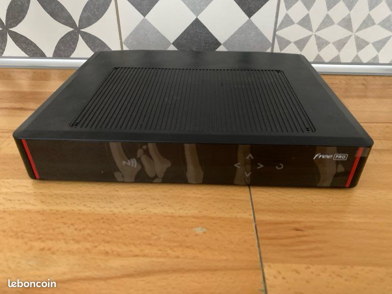 Free box pro + backup 4G complet (image 4)
