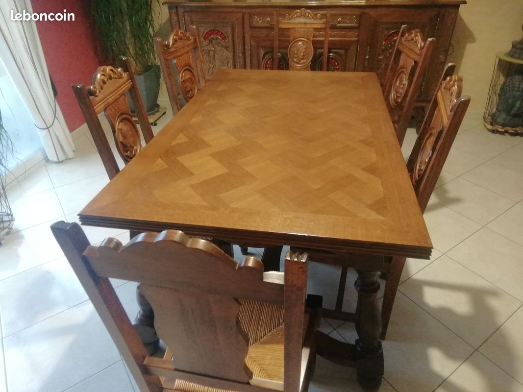 Table et 6 chaises style Breton (Pont Aven) (image 1)
