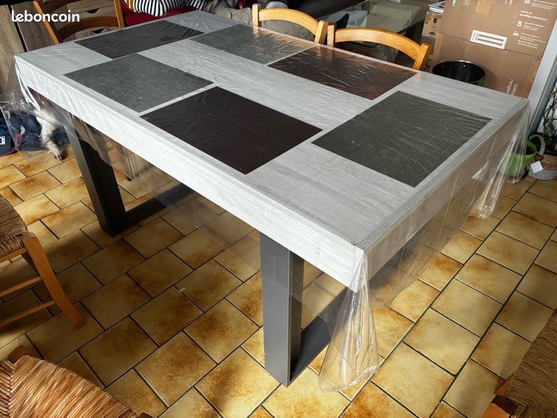 Table de salle à manger (image 2)