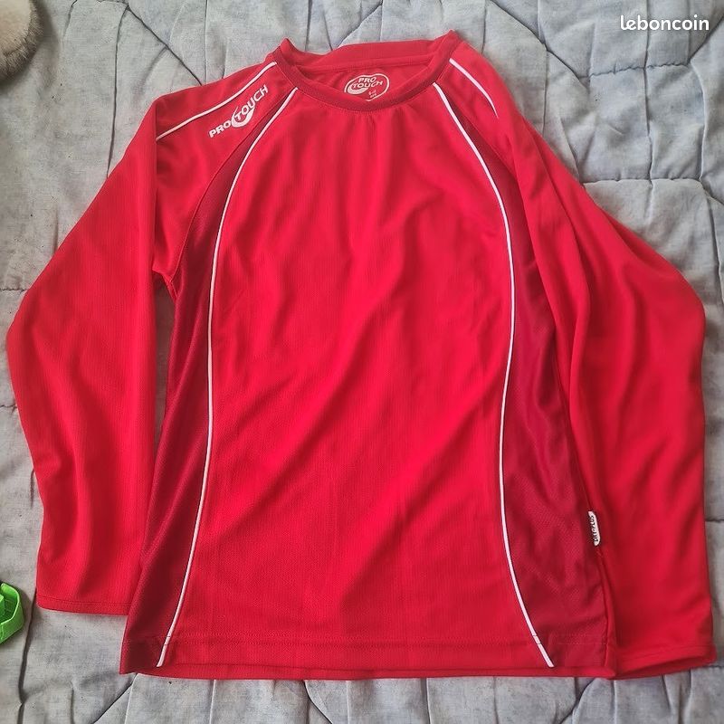T-shirts de jersey NFL NHL Majstic pcs 10 | Marketplace de Gros Vintage - Vente en Gros Vintage | Fleek