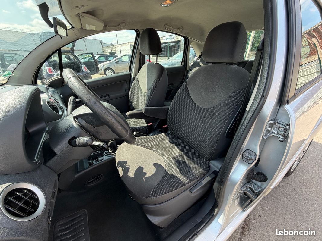 CITROEN C3 C3 1.4i Airdream Attraction (image 10)