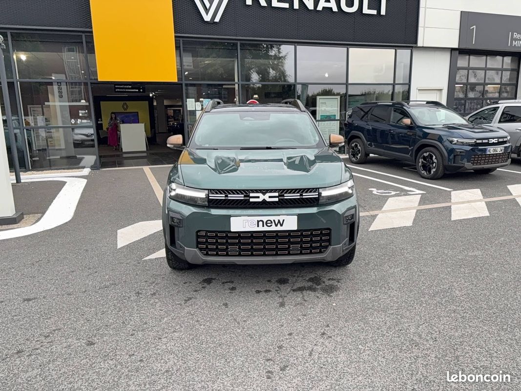 DACIA Bigster Hybrid-G 150 4x4 / ATTELAGE + MARCHEPIEDS Extreme (image 8)