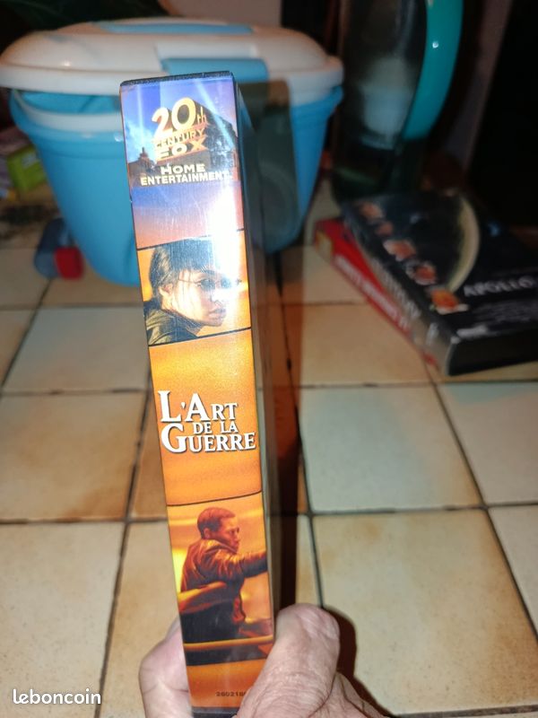 Cassette VHS L art de la guerre très bon état (image 2)