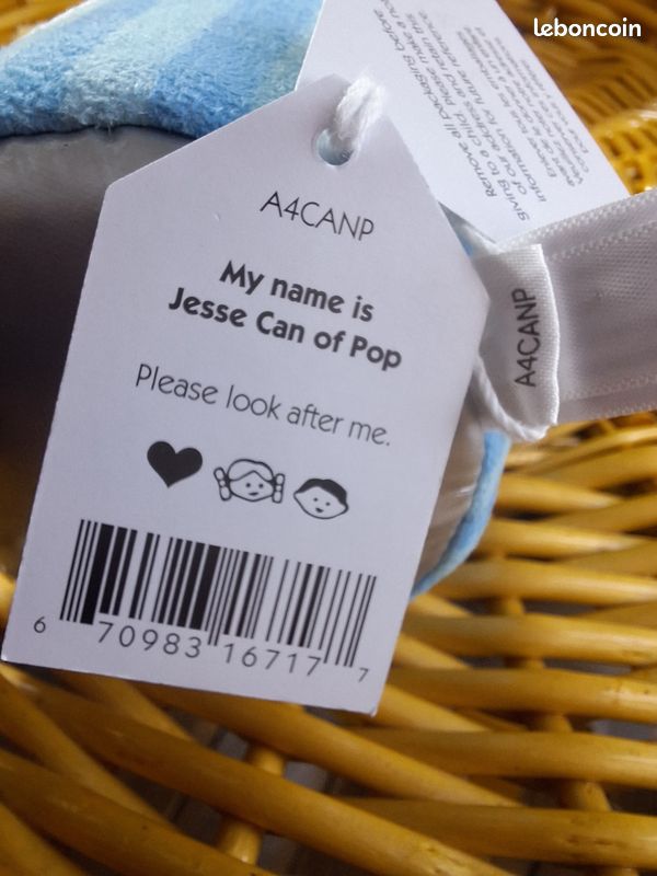 Peluche exclusive Jellycat Selfridges Uk Jesse can of pop original lemon juice citron (image 11)