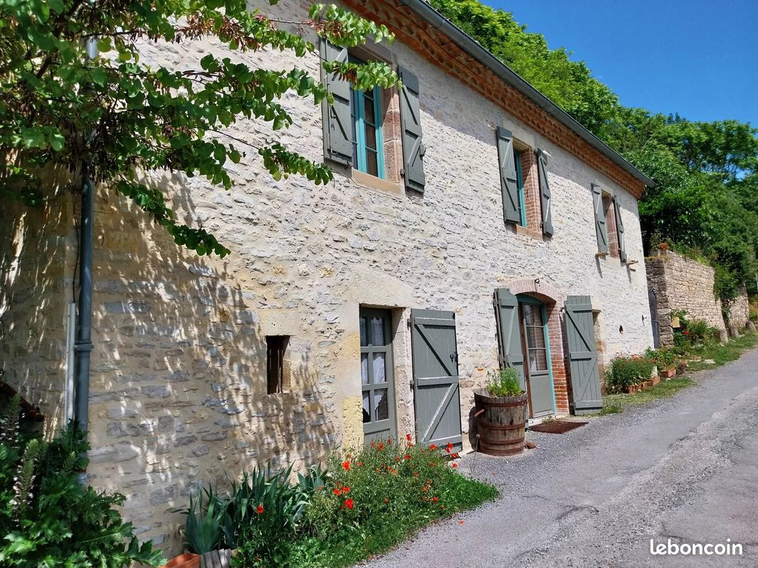 Maison 7 pièces 145 m² · à Cordes-sur-Ciel · 145 m² · 275 000 €