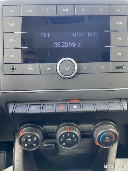 Renault CLIO V STE 1.5 BLUE DCI 85CH AIR NAV (image 6)