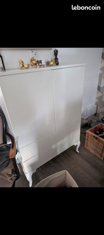 Buffet blanc (image 1)