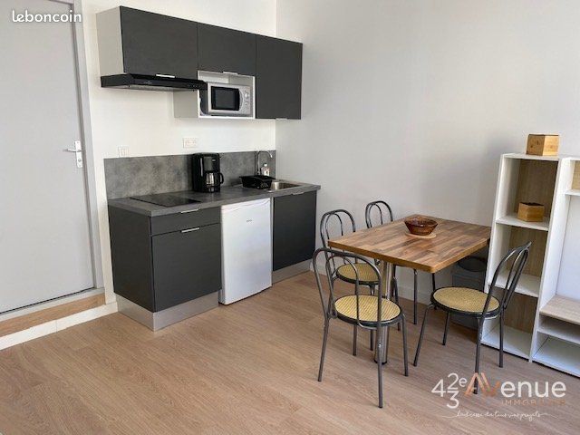 Appartement 1 pièce 23 m² · à Saint-Étienne · 23 m² · 400 €