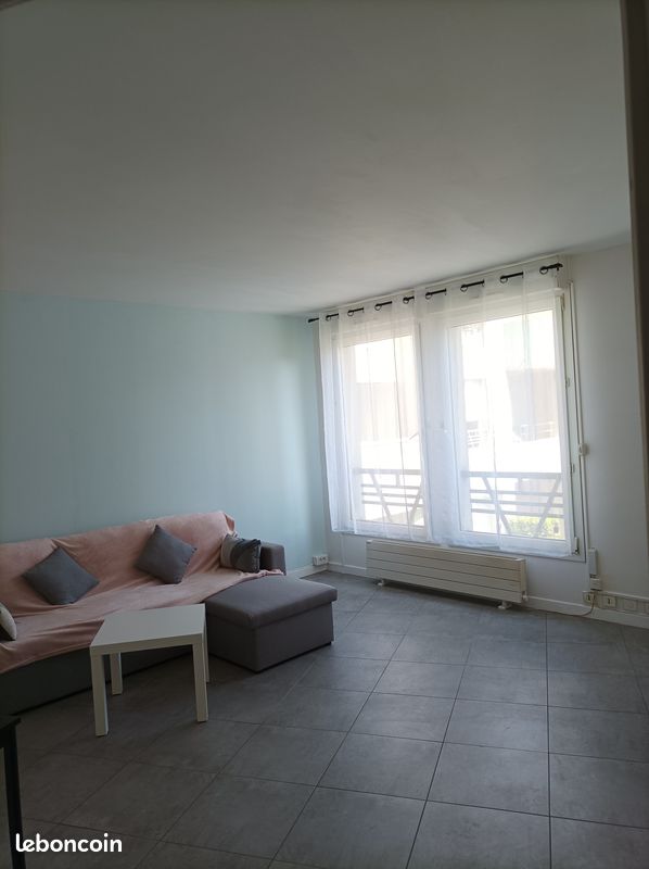 Appartement 1 pièce 30 m² · à Aulnay-sous-Bois · 29,9 m² · 820 €/mois