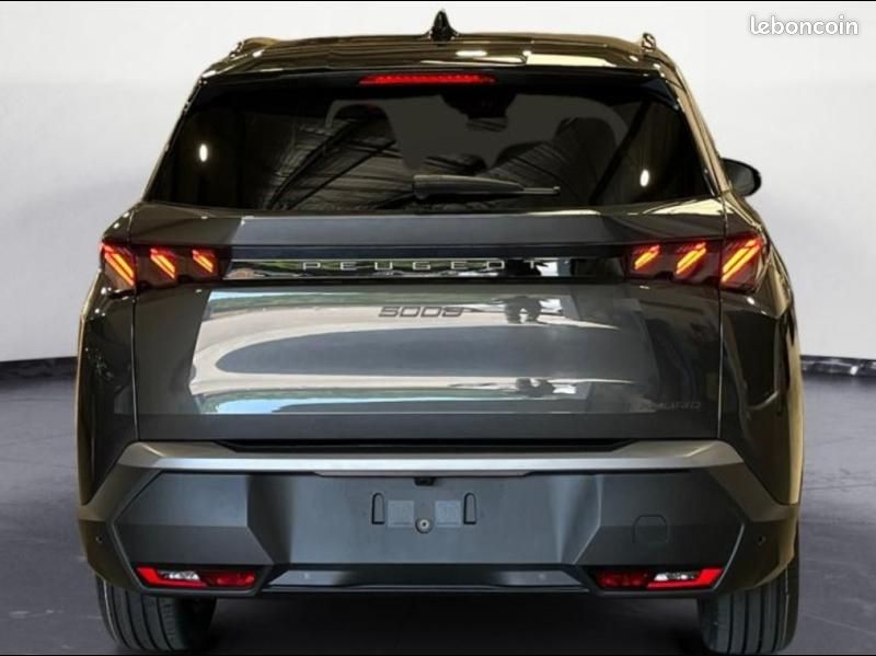 Peugeot 5008 Hybrid 145ch GT e-DCS6 (image 4)