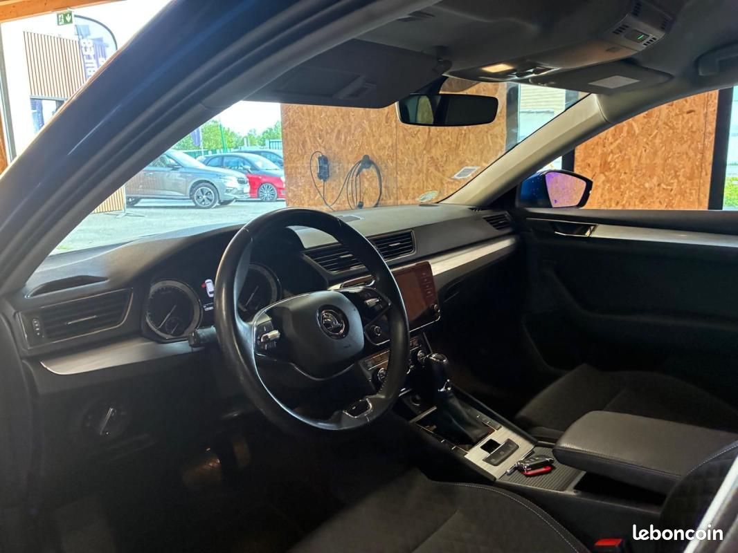 Skoda Superb Combi 2.0 TDI 150 DSG BUSINESS (image 15)