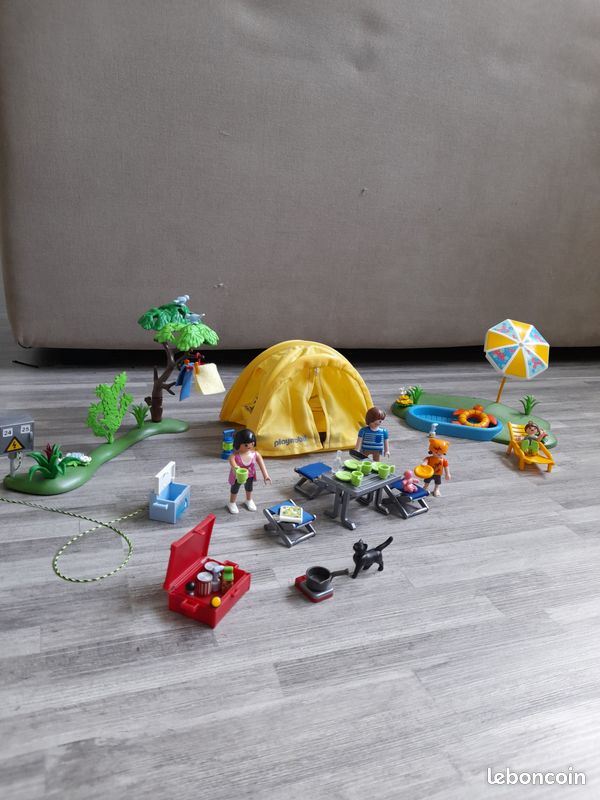 Camping + piscine Playmobil (image 1)