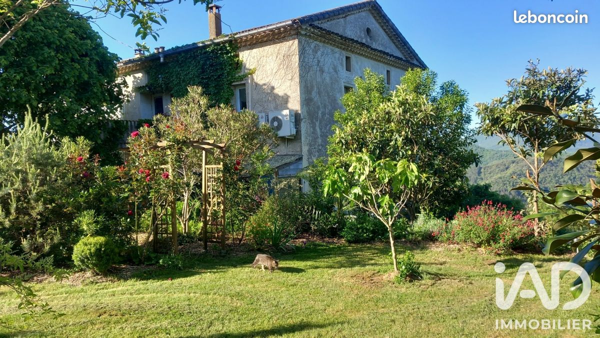 Maison 12 pièces 332 m² · à Le Vigan · 332 m² · 695 000 €