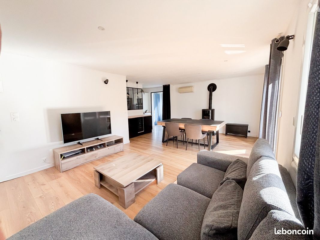 Maison 3 pièces 88 m² · à Cannes-Écluse · 88 m² · 230 000 €