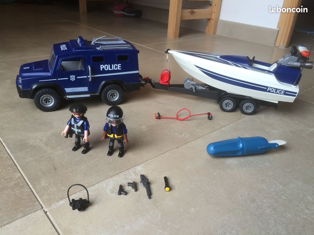 Playmobil 5187 4*4 police et bateau (image 1)