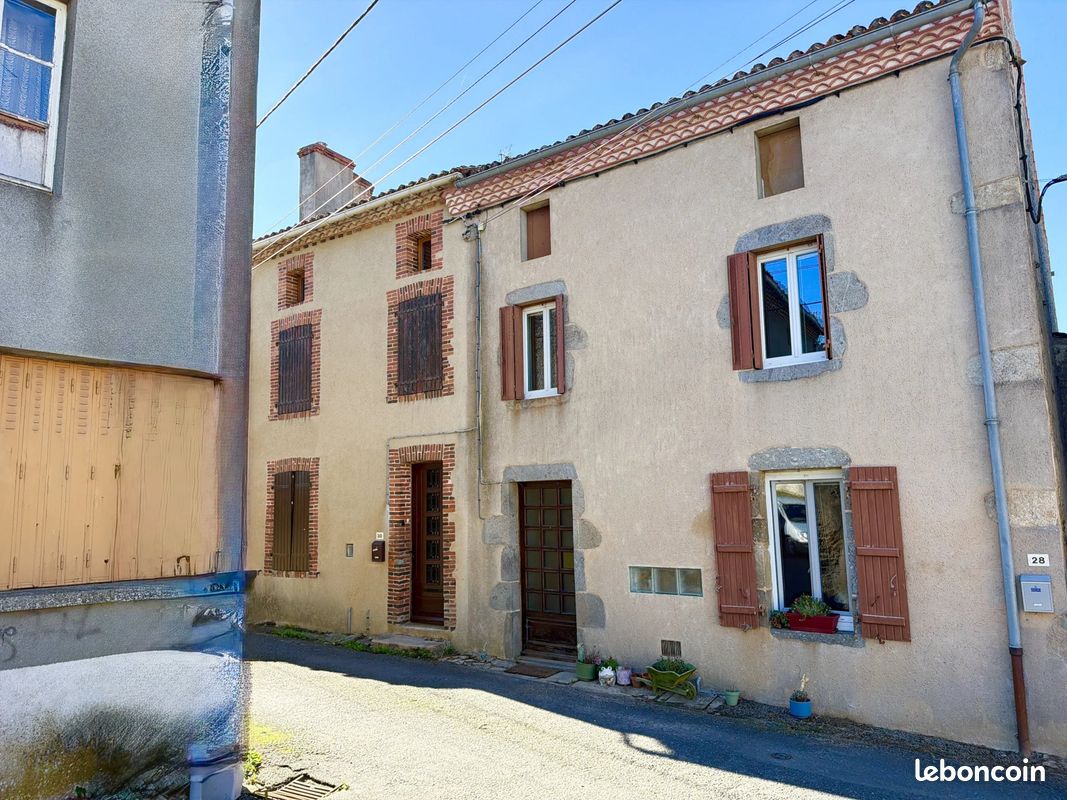 Maison 5 pièces 70 m² · au Dorat · 70 m² · 75 000 €