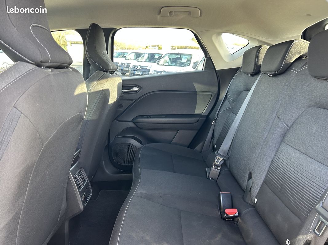 Renault CAPTUR II 1.5 BLUE DCI 115CH BUSINESS EDC (image 19)