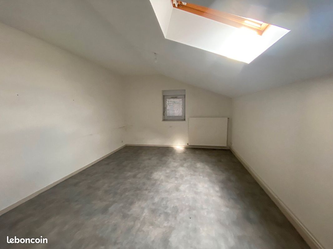 Appartement 2 pièces 54 m² · à Roanne · 54 m² · 416 €/mois