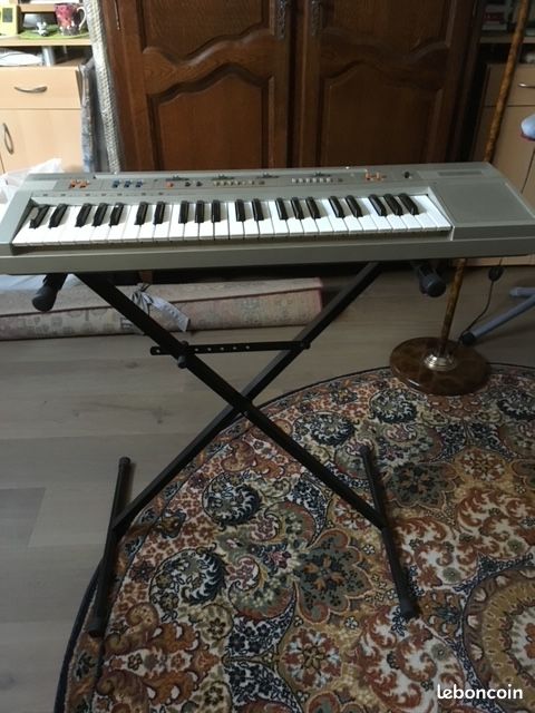 Clavier Casio Casiotone CT-310 (image 1)
