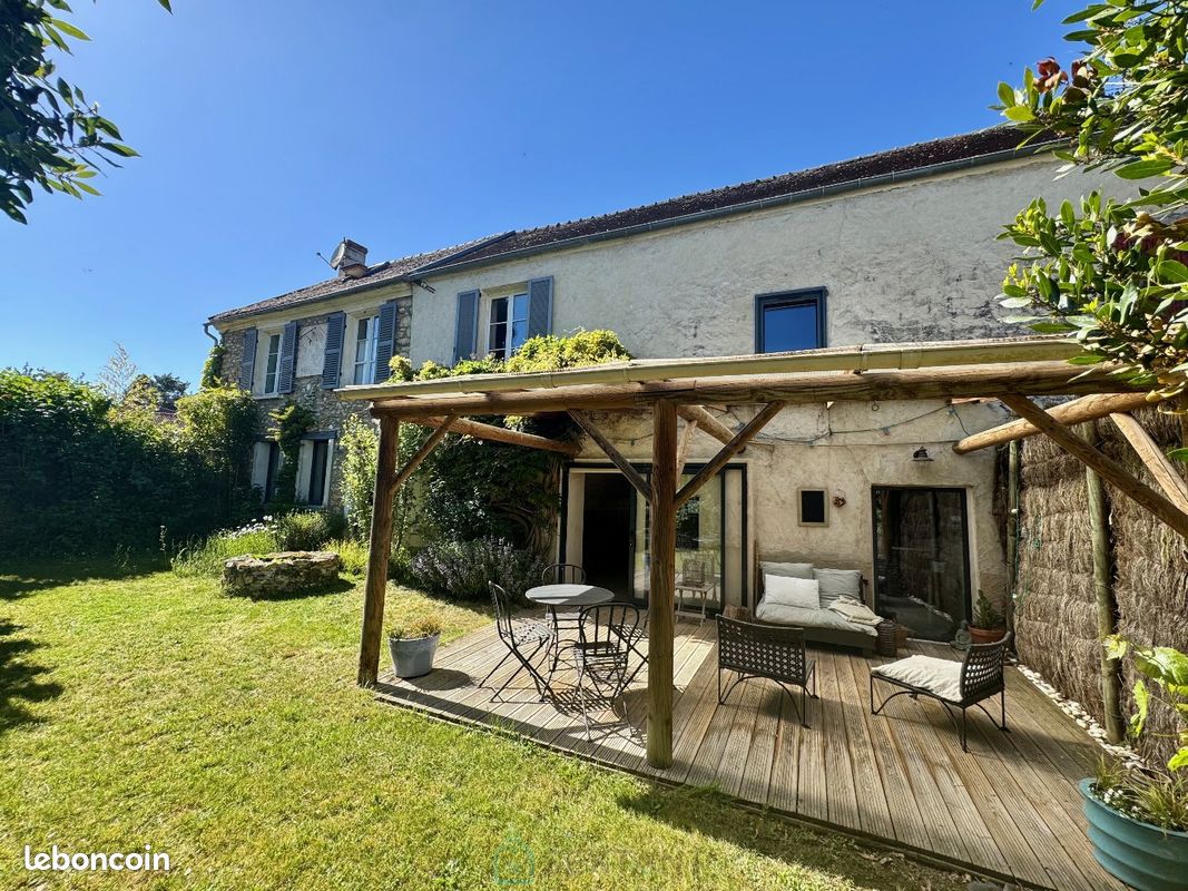 Maison 7 pièces 225 m² · à Septeuil · 225 m² · 495 000 €