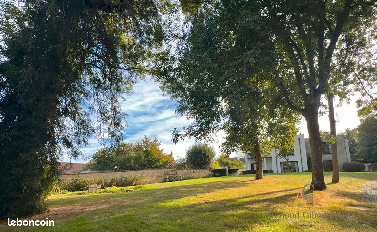 Maison 7 pièces 202 m² · à Ranville · 202 m² · 699 000 €