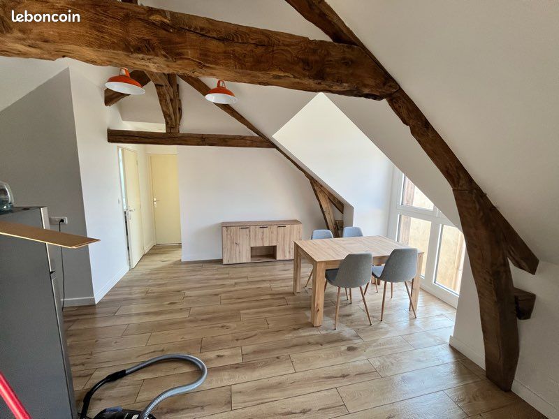 Appartement 3 pièces 45 m² · à Melesse · 45 m² · 850 €