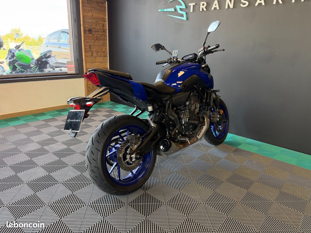 Yamaha mt 07 a2 / tres bon etat / full suivi yamaha (image 7)
