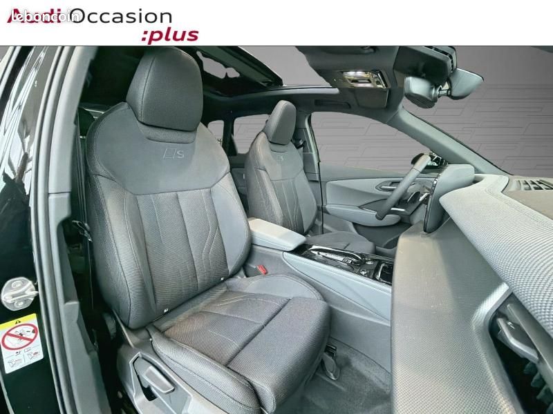 Audi Q3 1.5 e-hybrid 272ch S line S tronic 6 (image 6)
