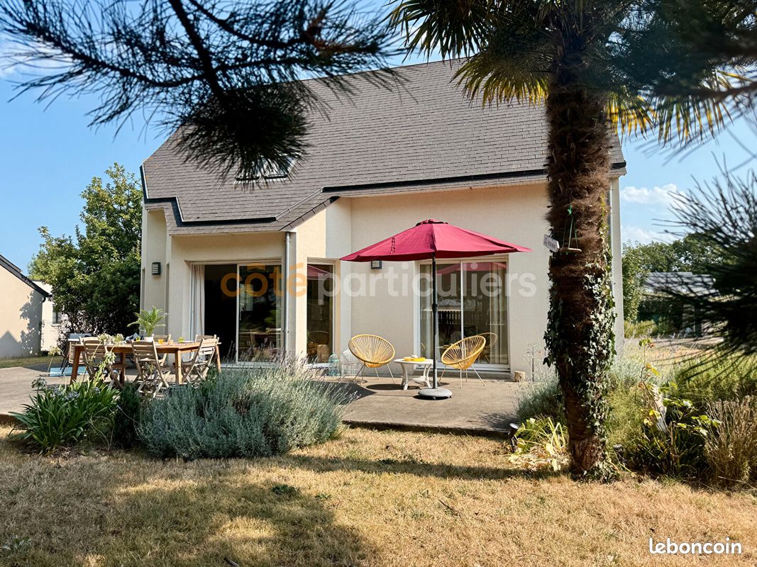 Maison 6 pièces 144 m² · à Bréville-sur-Mer · 144 m² · 495 000 €