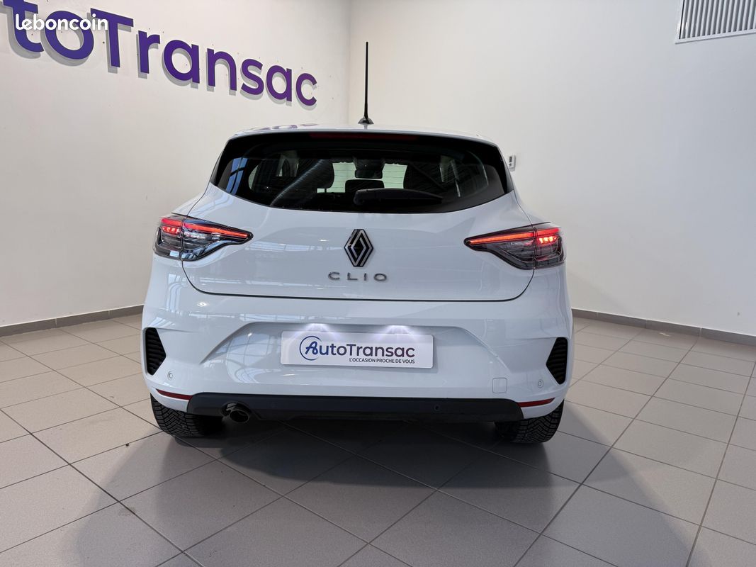 RENAULT Clio TCe 90 Evolution (image 4)