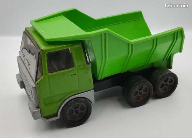 Bernard Crane truck Joustra mechanics Yellow Metal