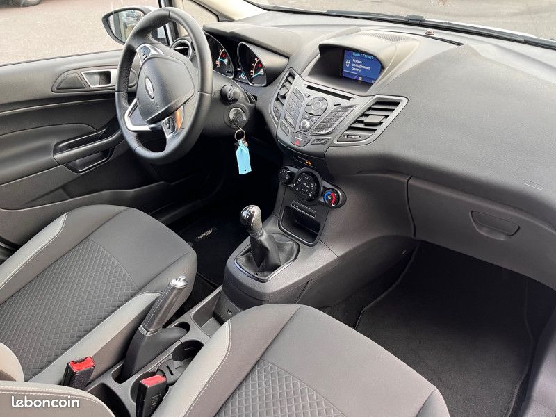 Ford FIESTA 1.0 ECOBOOST 100CH STOP&START TITANIUM 5P (image 3)