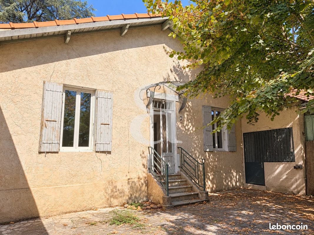 Maison 3 pièces 82 m² · à Orange · 82 m² · 266 000 €