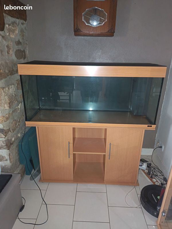 Aquarium (image 1)