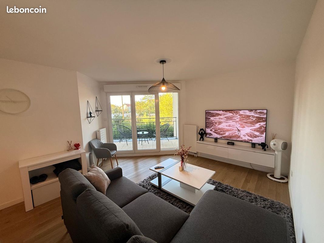 Appartement 2 pièces 43 m² · à Saint-Maur-des-Fossés · 43 m² · 1 290 €/mois