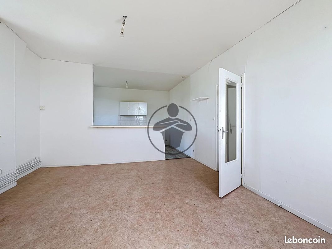 Appartement 2 pièces 50 m² · à Saint-Quentin · 50 m² · 420 €