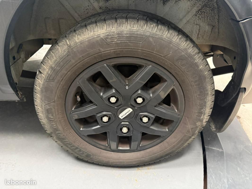 Ford Transit Custom FOURGON L2H1 2.0 ECOBLUE 170 cv Trail (image 19)