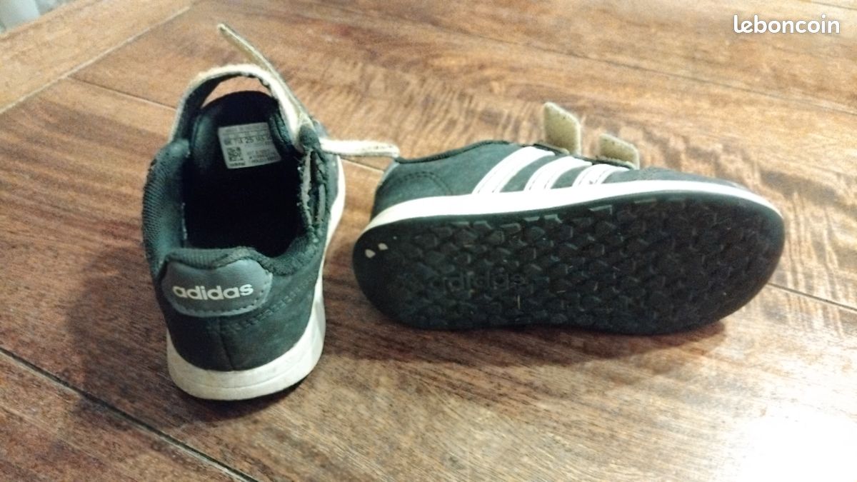 Baskets Adidas Taille 25 Garçon Fille Chaussures