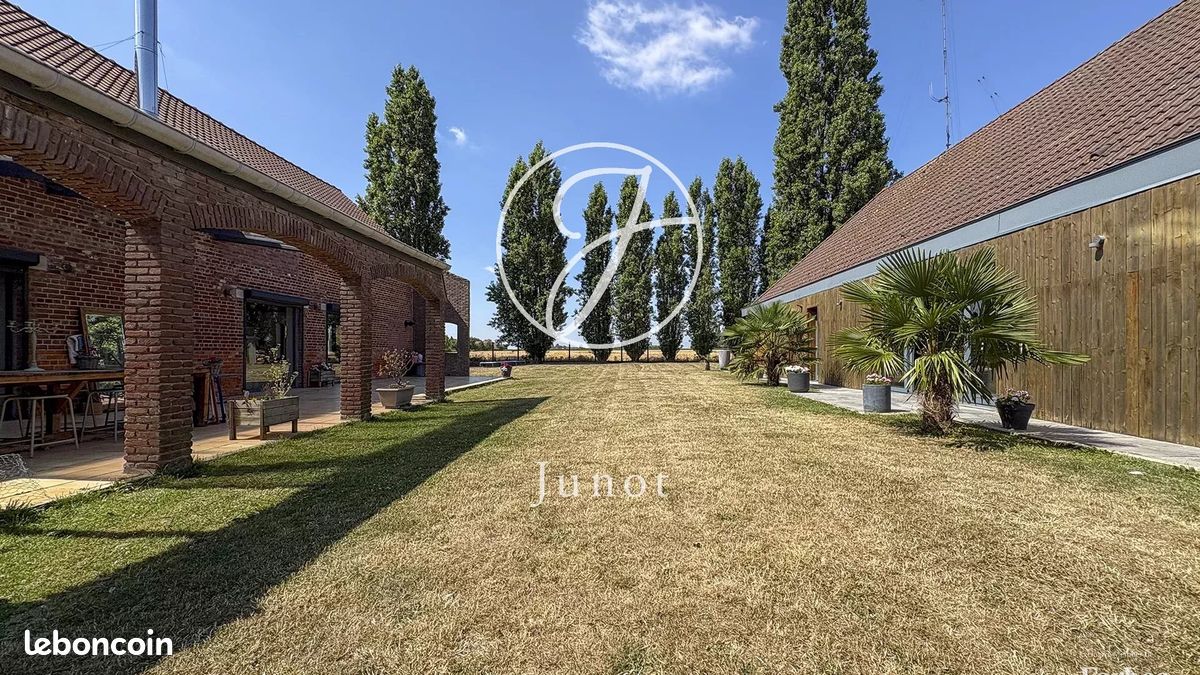 Maison 10 pièces 490 m² à Sailly-lez-Lannoy