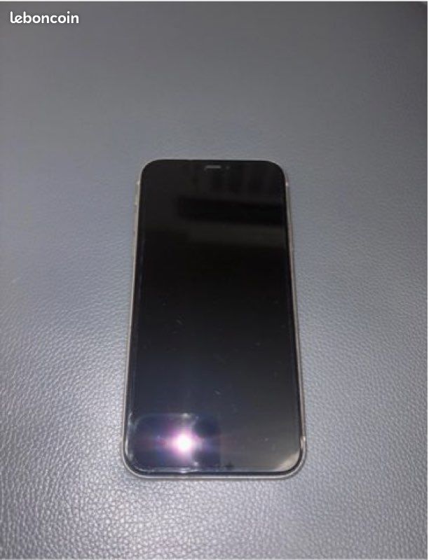 IPhone 11 (image 2)