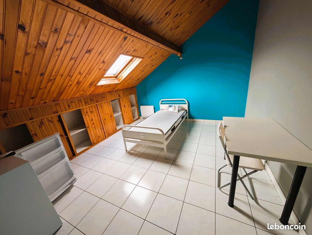 Appartement 1 pièce 14 m² · à Corbeil-Essonnes · 14 m² · 499 €/mois