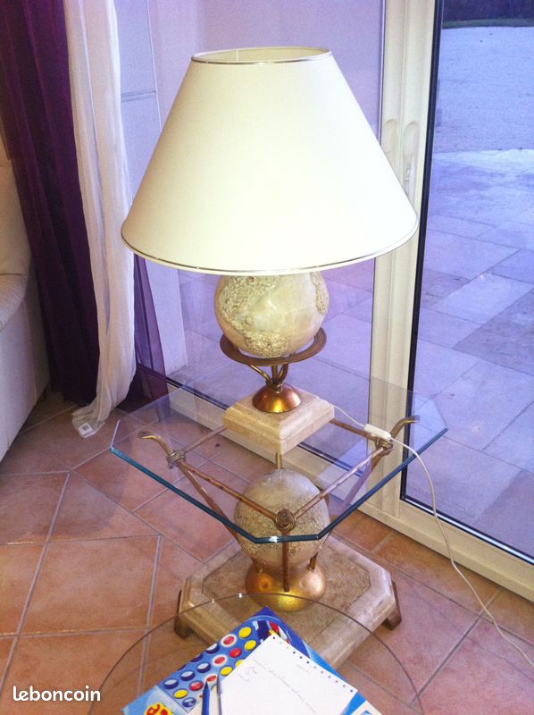Tables basses et lampe (image 3)