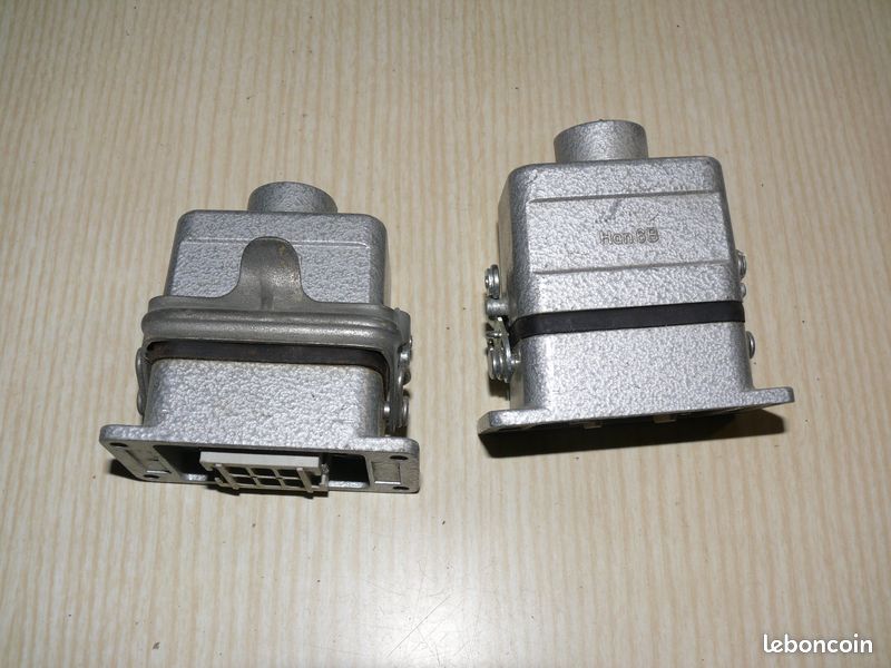 (🔌6) Connecteurs Harting 6P+T 16A (image 1)