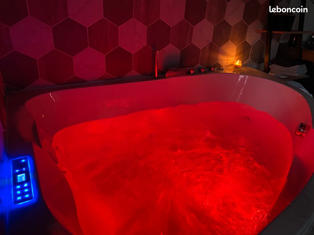 Gîte chaleureux avec Jacuzzi (image 4)