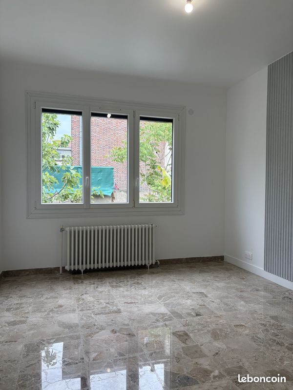 Local commercial 1 pièce 9 m² · à Bobigny · 9 m² · 570 €